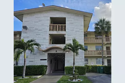 16750 NE 14th Avenue #211, Miami, FL 33162 - Photo 1
