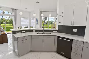 6703 Catania Dr, Boynton Beach, FL 33472 - Photo 10
