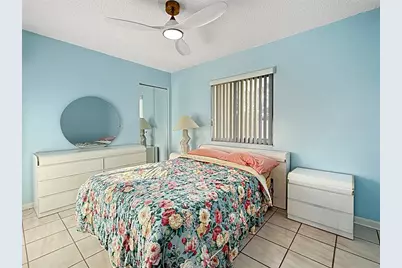 301 Knotty Pine Circle #D2, Greenacres, FL 33463 - Photo 8