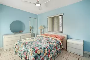 301 Knotty Pine Cir, Greenacres, FL 33463 - Photo 8