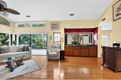 21700 Club Villa Terrace, Boca Raton, FL 33433 - Photo 14