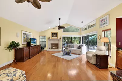 21700 Club Villa Terrace, Boca Raton, FL 33433 - Photo 12