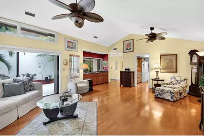 21700 Club Villa Terrace, Boca Raton, FL 33433 - Photo 18