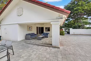 21700 Club Villa Terrace, Boca Raton, FL 33433 - Photo 42
