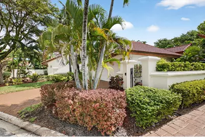 21700 Club Villa Terrace, Boca Raton, FL 33433 - Photo 2
