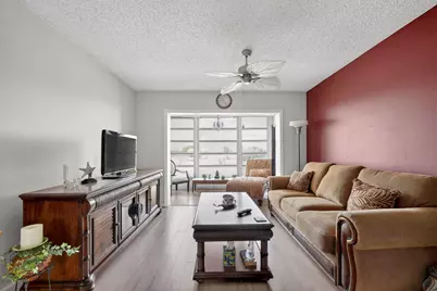 8051 N Sunrise Lakes Drive N #307, Sunrise, FL 33322 - Photo 2