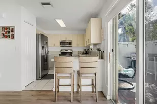 2221 NW 171st Terrace, Pembroke Pines, FL 33028 - Photo 22