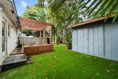 35 SE 12th Street, Dania Beach, FL 33004 - Photo 22