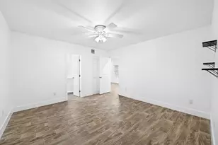 35 SE 12th St, Dania Beach, FL 33004 - Photo 12