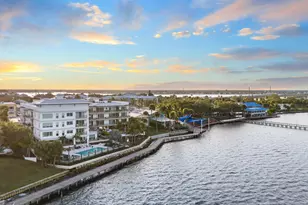 41 SW Seminole St, Stuart, FL 34994 - Photo 2