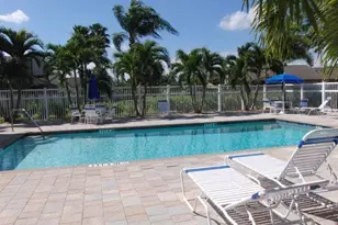 2492 Bedford Mews Dr, Wellington, FL 33414 - Photo 26