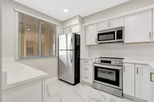 2501 Marina Isle Way, Jupiter, FL 33477 - Photo 6