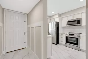 2501 Marina Isle Way, Jupiter, FL 33477 - Photo 4