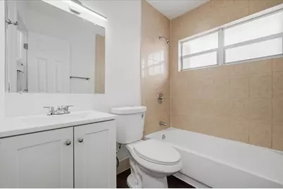 3940 NW 76th Terrace #3940, Davie, FL 33024 - Photo 6