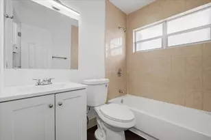 3940 NW 76th Terrace, Davie, FL 33024 - Photo 6