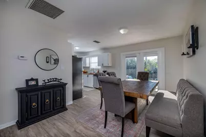 1415 SW 16th Ct Court SW, Vero Beach, FL 32962 - Photo 12