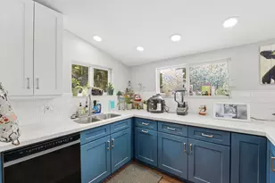 2725 NE 6th Ave, Wilton Manors, FL 33334 - Photo 14