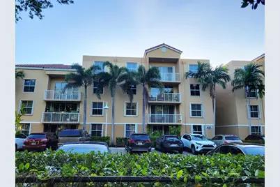 619 E Sheridan Street #203, Dania Beach, FL 33004 - Photo 1