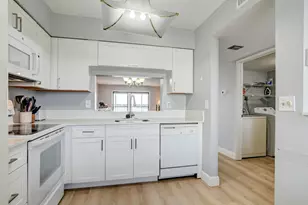 14426 Amberly Ln, Delray Beach, FL 33446 - Photo 10