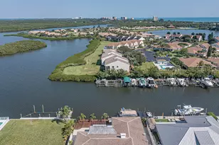 3223 S Lakeview Cir, Hutchinson Island, FL 34949 - Photo 46