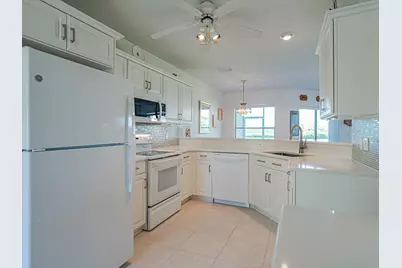 3223 S Lakeview Circle #20-8, Hutchinson Island, FL 34949 - Photo 20