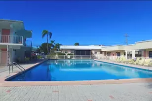 908 Villas Dr, Venice, FL 34285 - Photo 22