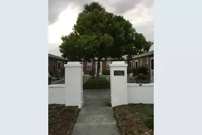 908 Villas Drive #18, Venice, FL 34285 - Photo 8