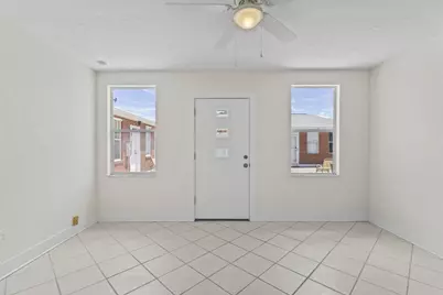 908 Villas Drive #18, Venice, FL 34285 - Photo 8