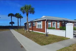 908 Villas Dr, Venice, FL 34285 - Photo 1