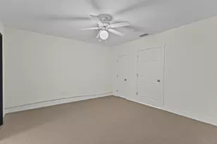 908 Villas Dr, Venice, FL 34285 - Photo 14