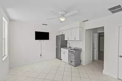 908 Villas Drive #18, Venice, FL 34285 - Photo 6