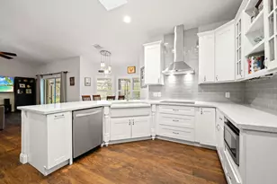 1738 Lindsey Ct, Wellington, FL 33414 - Photo 4