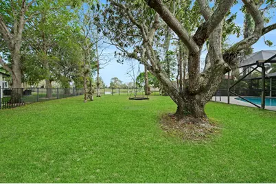 1738 Lindsey Court, Wellington, FL 33414 - Photo 32