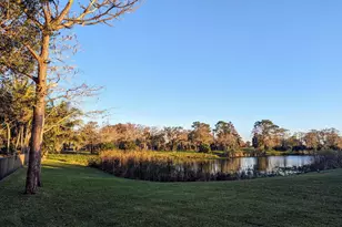 1738 Lindsey Ct, Wellington, FL 33414 - Photo 2