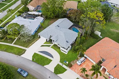 1738 Lindsey Court, Wellington, FL 33414 - Photo 34