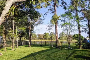 1738 Lindsey Ct, Wellington, FL 33414 - Photo 48