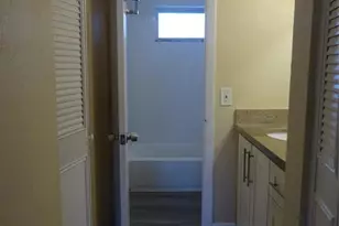 6050 NW 64th Ave, Tamarac, FL 33319 - Photo 10