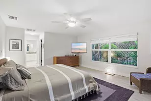 2001 Embassy Dr, West Palm Beach, FL 33401 - Photo 22
