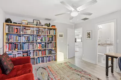 2001 Embassy Drive, West Palm Beach, FL 33401 - Photo 18