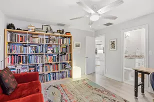 2001 Embassy Dr, West Palm Beach, FL 33401 - Photo 18