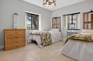 1143 Duncan Cir, Palm Beach Gardens, FL 33418 - Photo 12