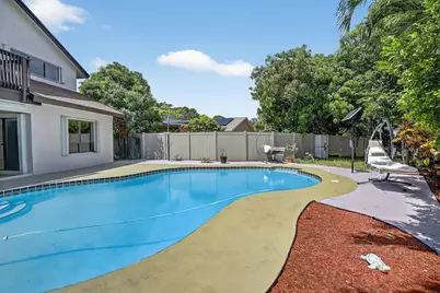 8201 SW 57th Street, Davie, FL 33328 - Photo 44