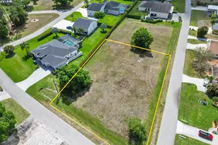 6871 Cherokee Ave, Fort Myers, FL 33905 - Photo 2