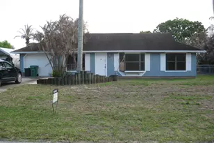 7105 North Blvd, Fort Pierce, FL 34951 - Photo 1