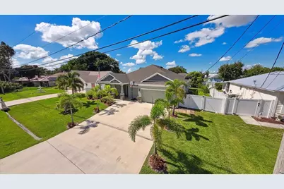 343 SE Fisk Road, Port Saint Lucie, FL 34984 - Photo 4