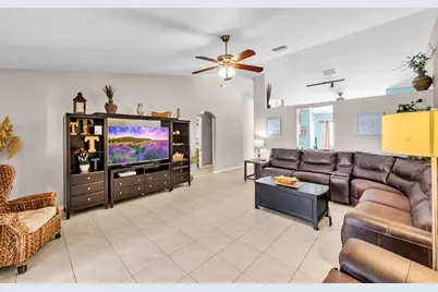 157 NE Jettie Terrace, Port Saint Lucie, FL 34983 - Photo 14