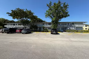 68 Sussex, West Palm Beach, FL 33417 - Photo 2