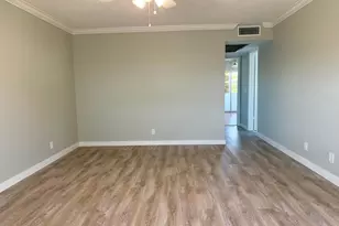 68 Sussex, West Palm Beach, FL 33417 - Photo 4