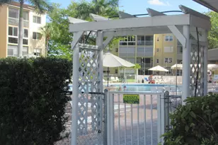 2841 Somerset Dr, Lauderdale Lakes, FL 33311 - Photo 16