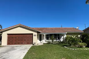 461 NE 42nd St, Boca Raton, FL 33431 - Photo 1